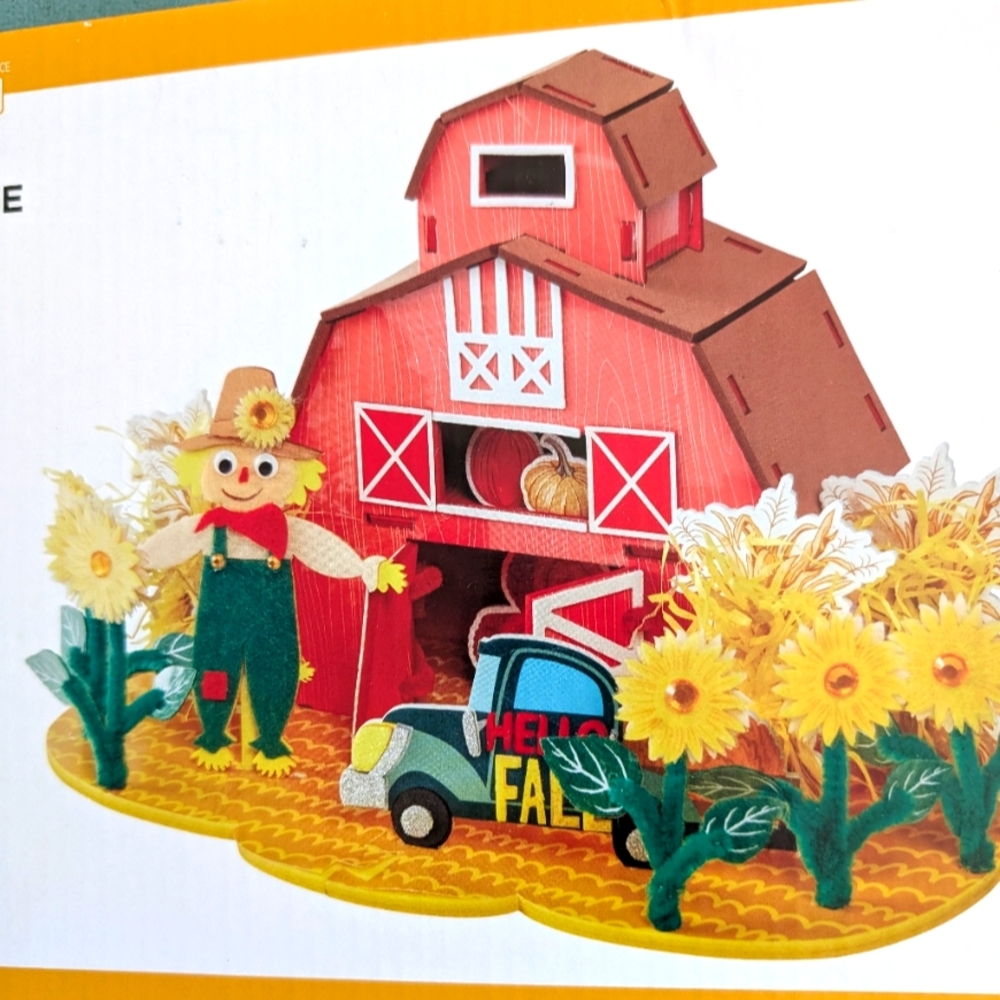 Box#23   😍 5 For $25 😍 Creatology Kids Craft Cut, Glue & Build Barn Kit-Age 6+